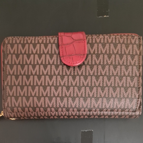 MFK crossbody bag - Picture 3 of 8